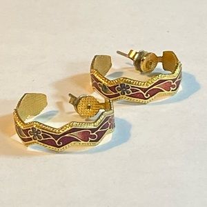 Vintage Red Floral Enamel Cloisonne Scalloped Half Hoop Pierced Earrings
